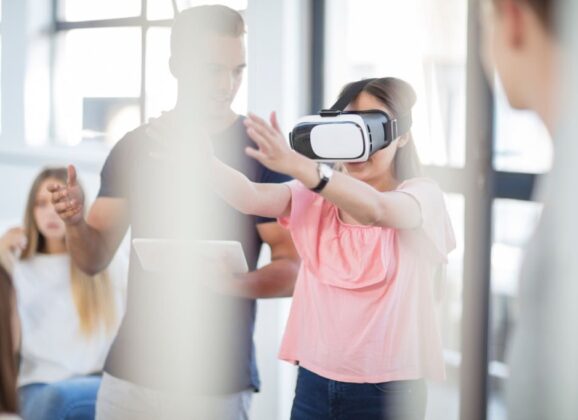 Meta, e se la realtà virtuale servisse a renderci più colti?